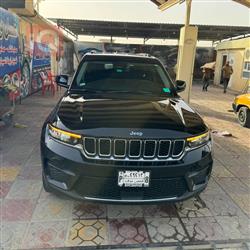 جیپ گراند شیرۆکی